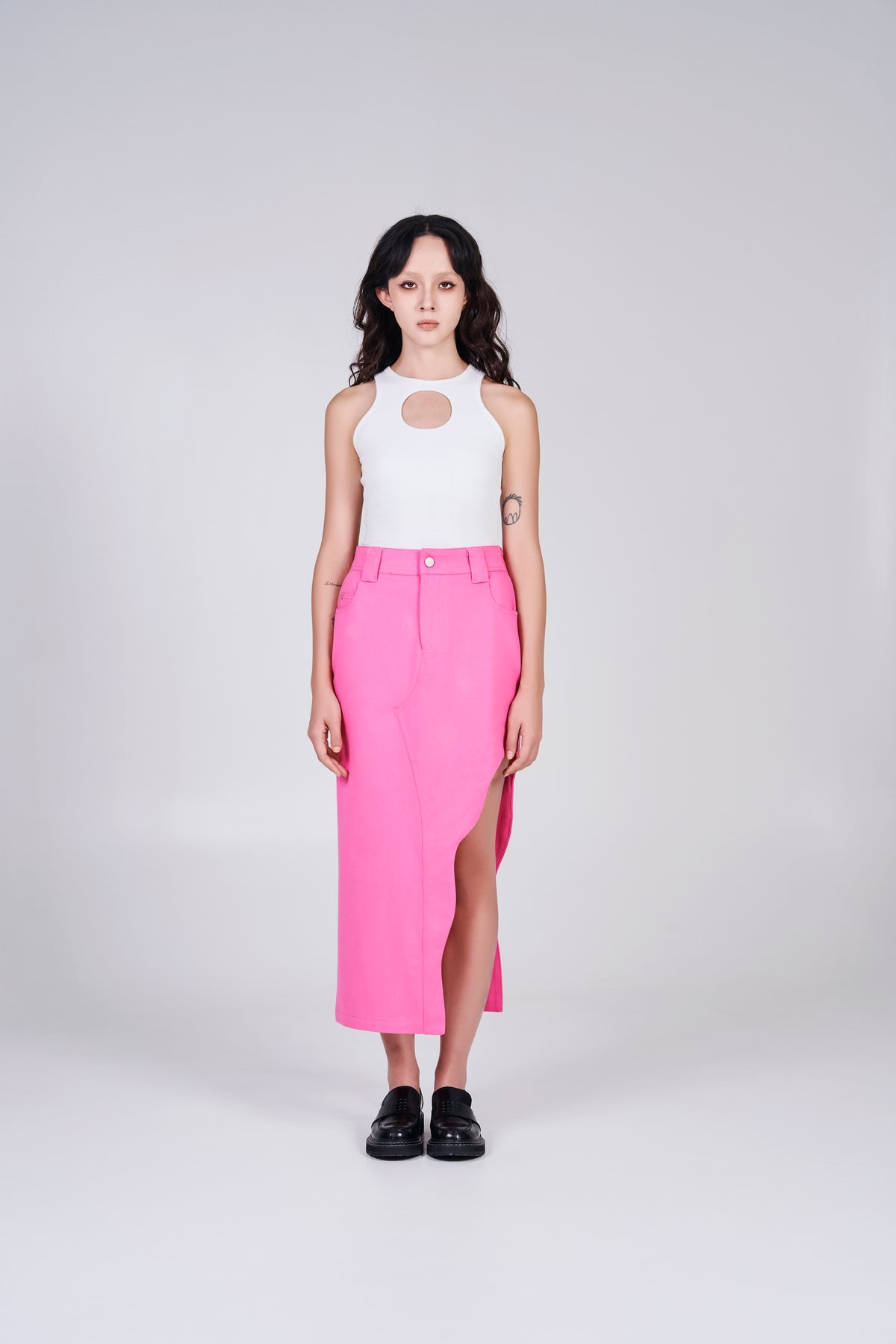 NOIZ N4SK1 Wavy Asymmetrical Denim Skirt