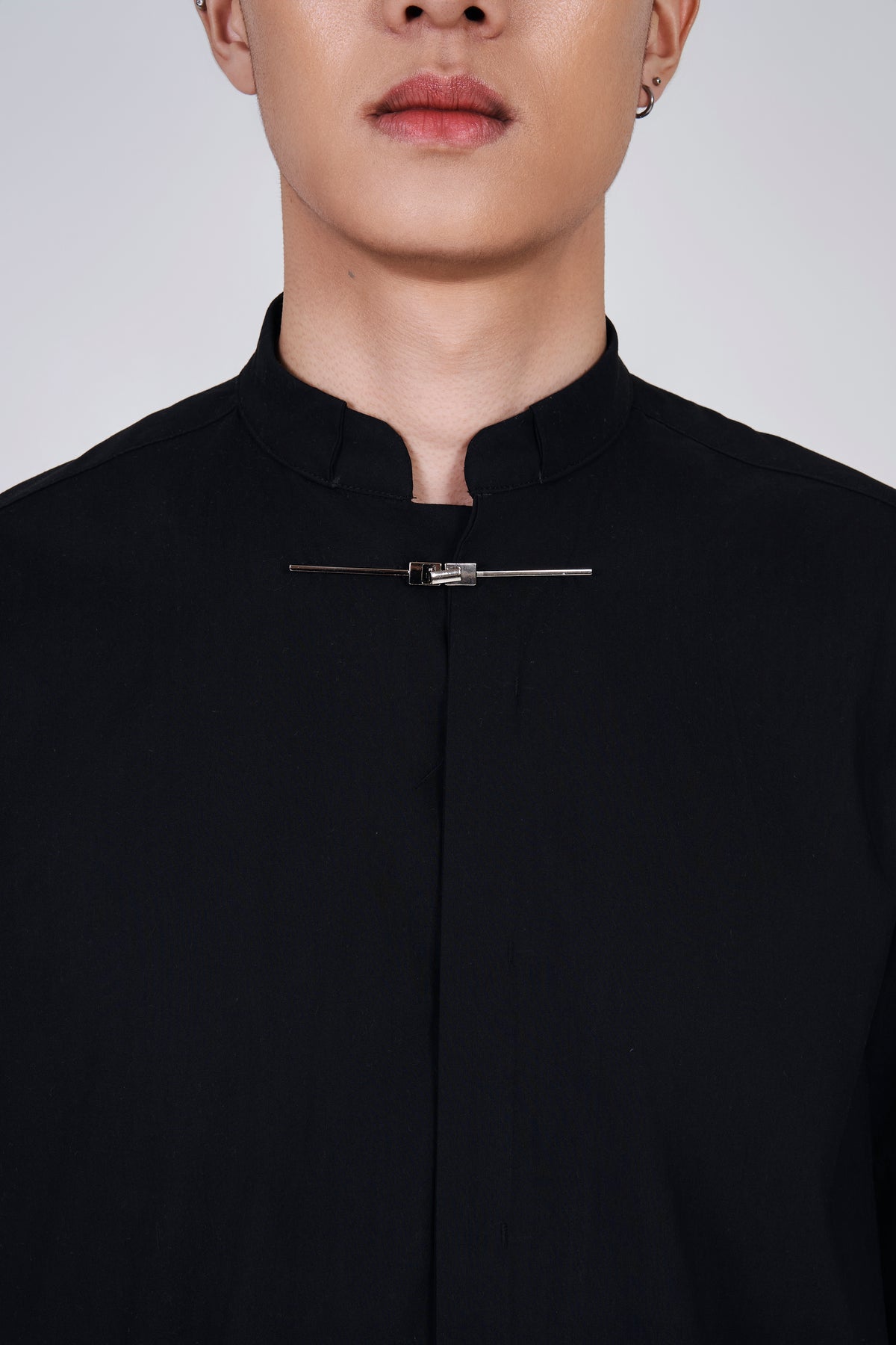 [Pre-order] NOIZ N4TP8 Collar Short Sleeves Clasp Shirt